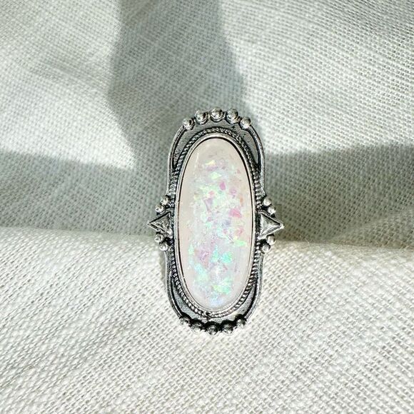 No Brand Jewelry - Elongated oval Faux white opal oval ring - size 8